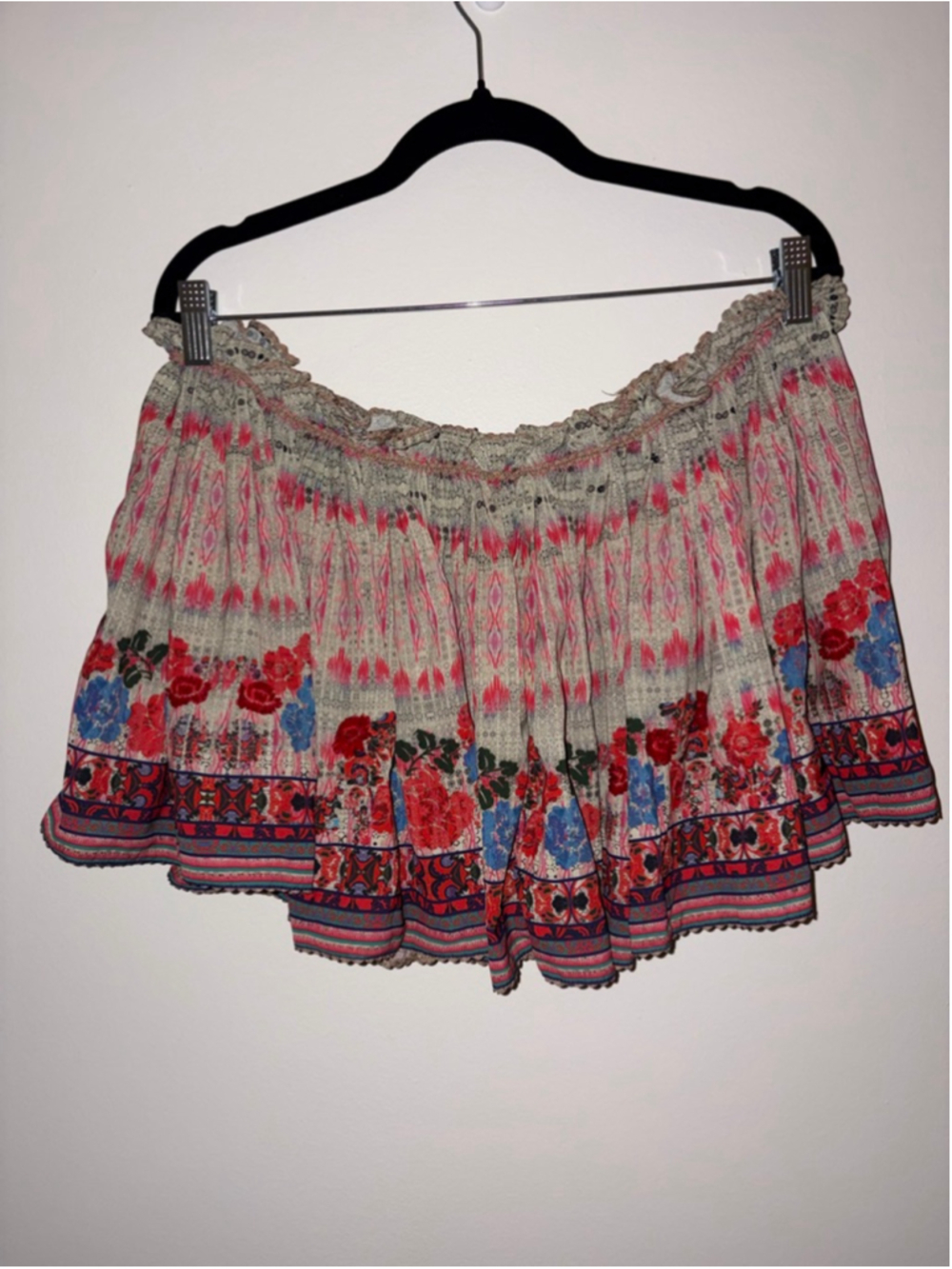 Women's Shanuni Floral off the shoulder top S